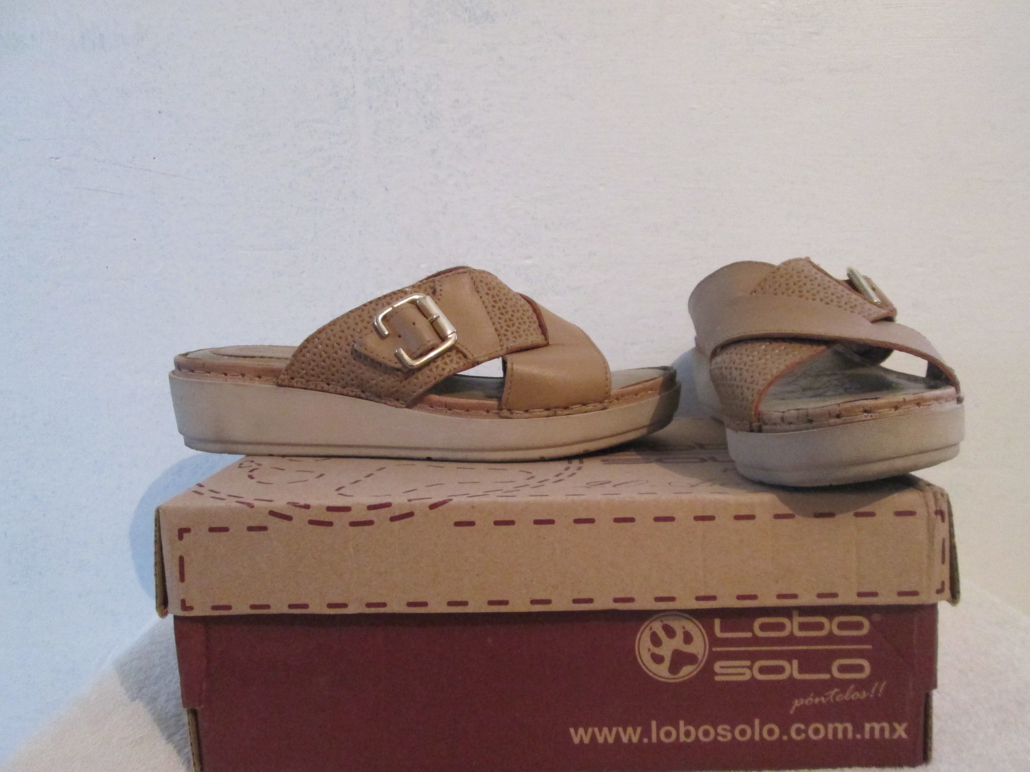 HUARACHE VAIL NUDE MARCA LOBO SOLO 